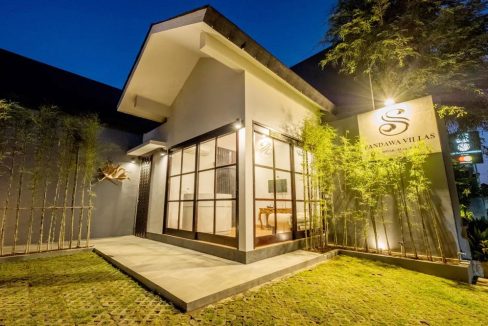 Dijual 5 Private Villa Dekat Pantai Seminyak Bali