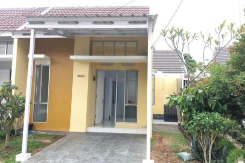 Rumah Disewakan di Mutiara Gading City Bekasi Dekat South Lake Park Bekasi, RS Taman Harapan Baru, Summarecon Mall Bekasi 0001