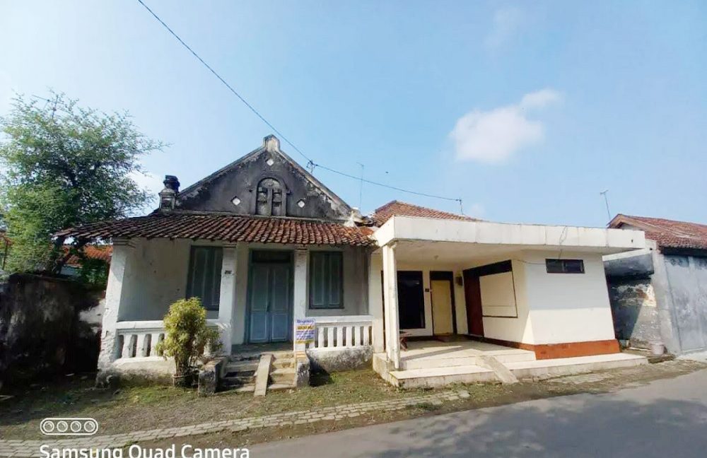 Rumah Dijual di Jombang Dekat RSUD Kabupaten Jombang, Alun-Alun Jombang, Linggajati Plaza 0001