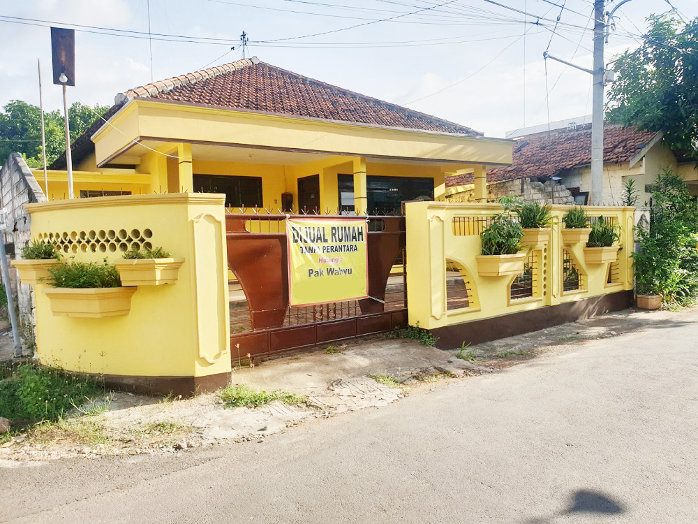 Rumah Dijual di Latsari Tuban Dekat RSUD Dr. R. Koesma Tuban, Polres Tuban, SAMSAT Tuban, SMA Negeri 2 Tuban, Pasar Baru Tuban