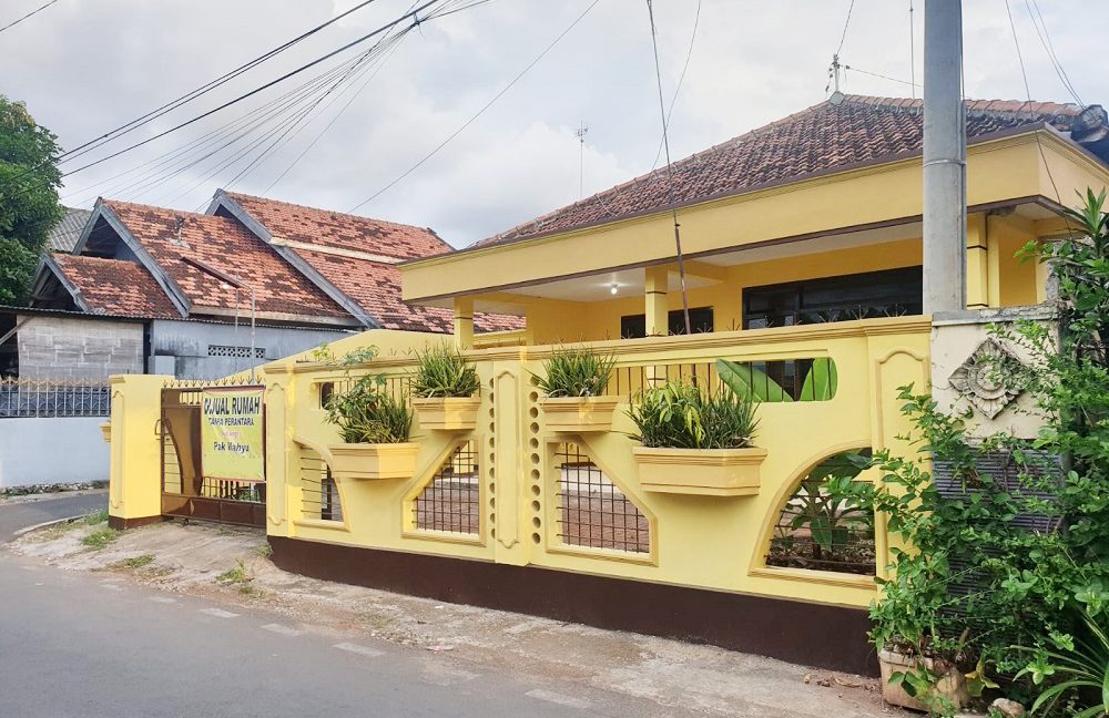 Rumah Dijual di Latsari Tuban Dekat RSUD Dr. R. Koesma Tuban, Polres Tuban, SAMSAT Tuban, SMA Negeri 2 Tuban, Pasar Baru Tuban 0002