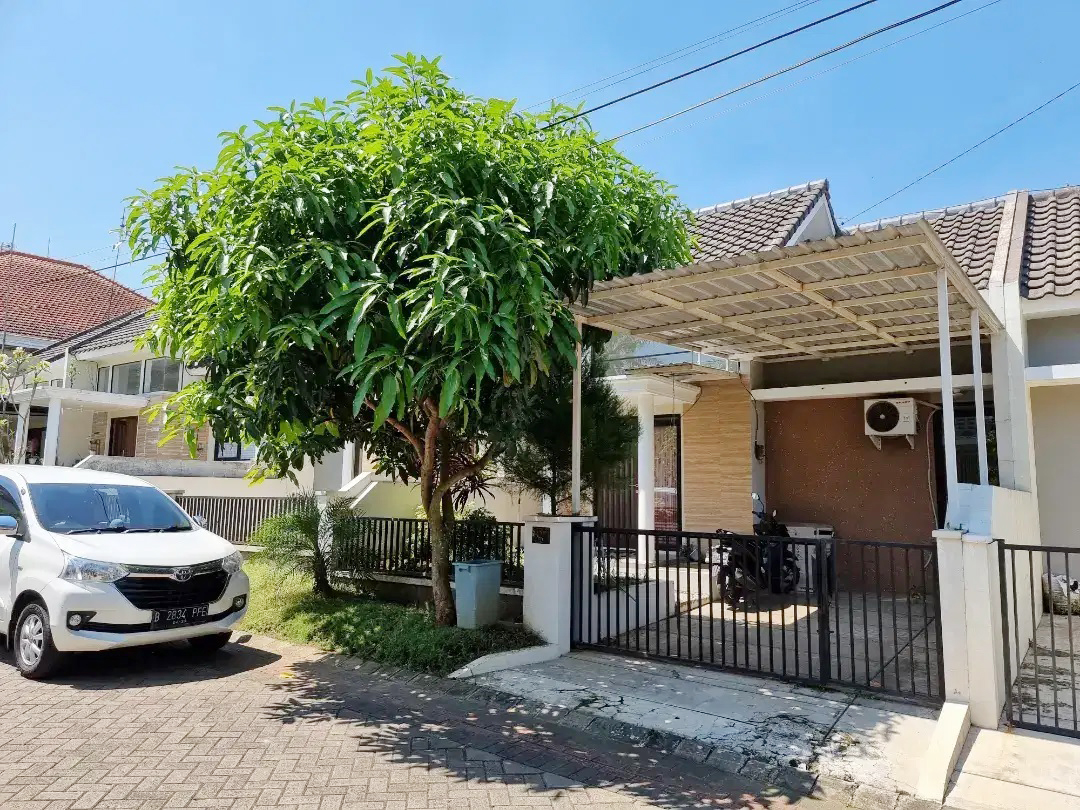 Rumah Dijual di Malang Dekat Universitas PGRI Kanjuruhan, Superindo Sukun, RS Tentara Dokter Soepraoen, Alun-Alun Malang